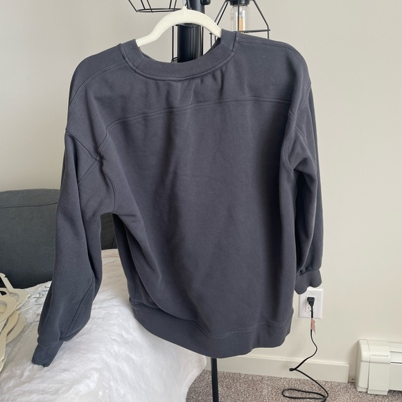 Lululemon Perfectly Oversized Crew - Picture 4 of 4